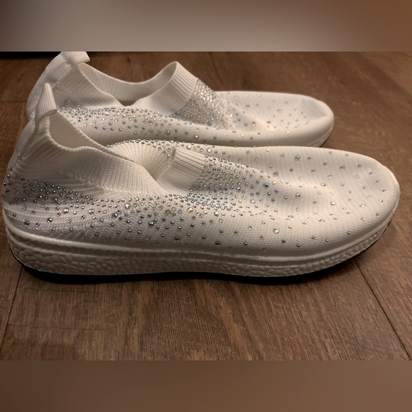 New Rhinestone Studded Thick Grip Soft Shoe Support Sock Slip On White 10 Large - Picture 2 of 3